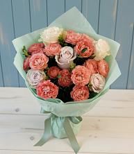 Букет цветов из:  Розы в Звёздном