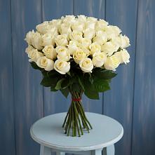 Букет 51 Белая роза Эдлесс Лав в Звёздном