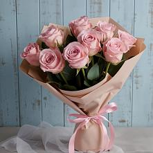 Букет цветов из:  Розы в Звёздном