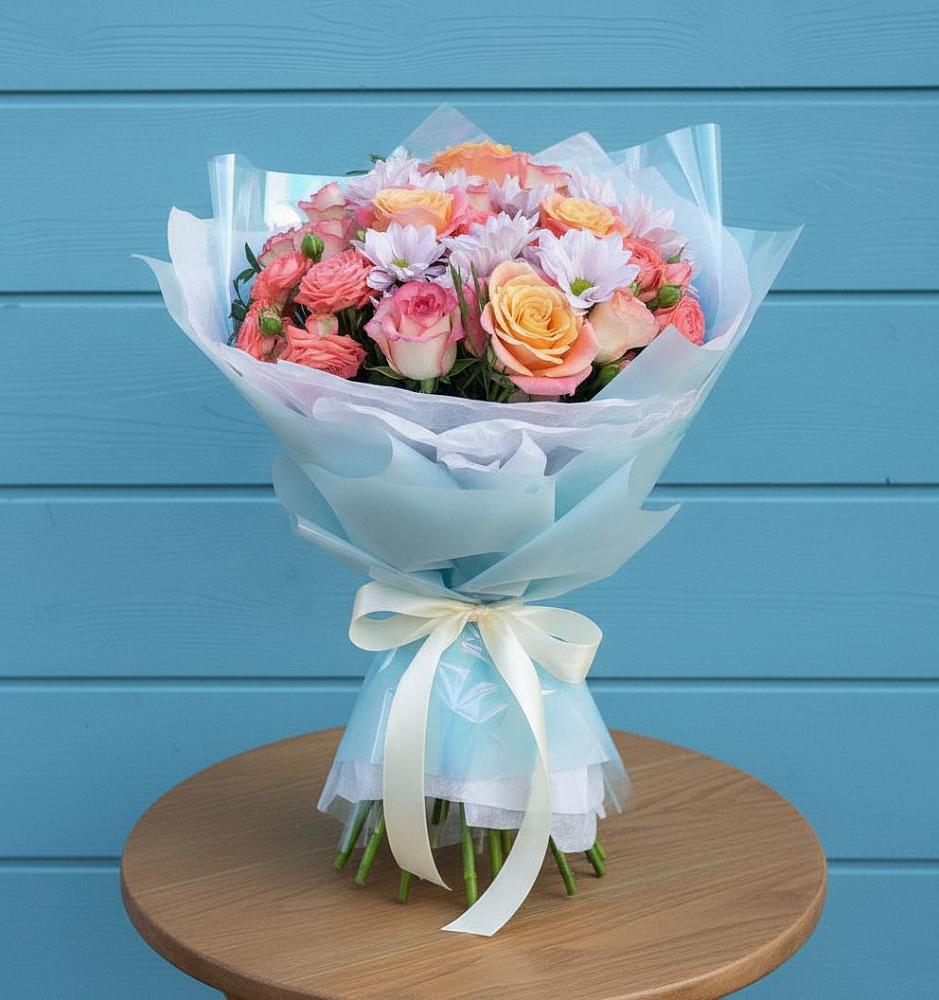 Букет цветов из: Хризантемы и Розы в Звёздном