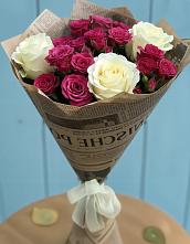 Букет цветов из:  Розы в Звёздном