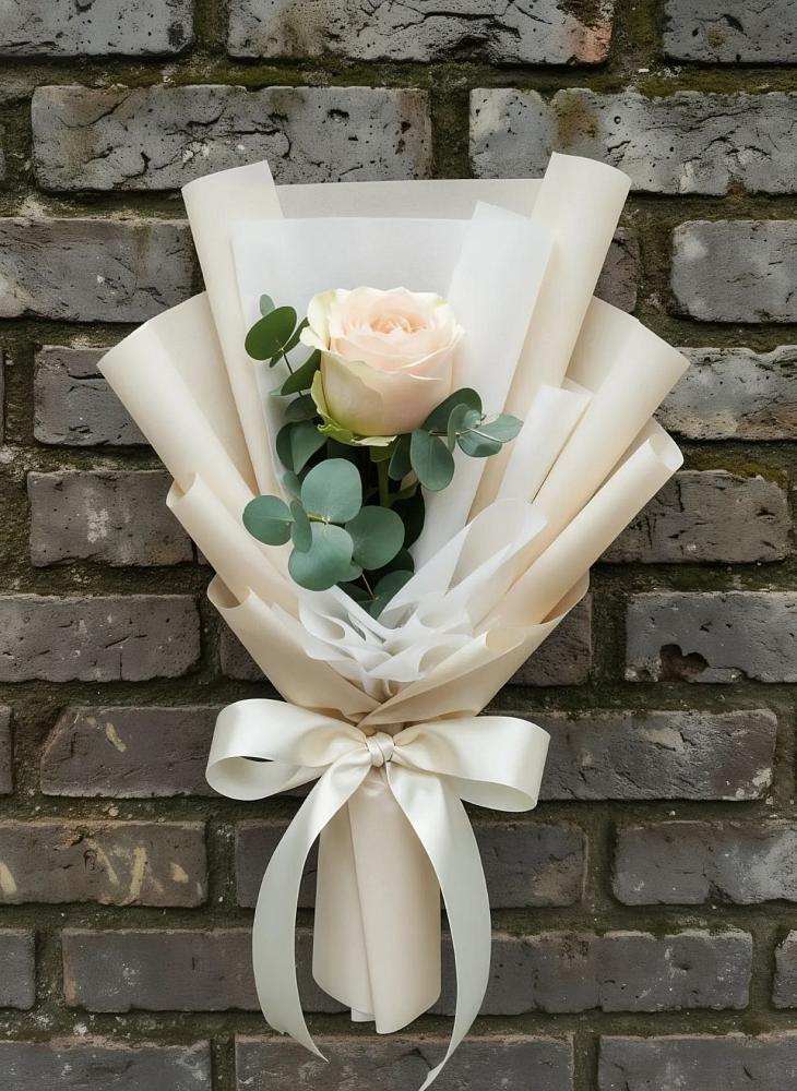 Букет цветов из: Розы в Звёздном