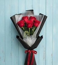 Букет цветов из:  Розы в Звёздном