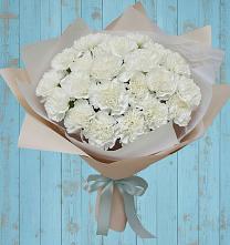 Букет цветов из:  Гвоздики в Звёздном